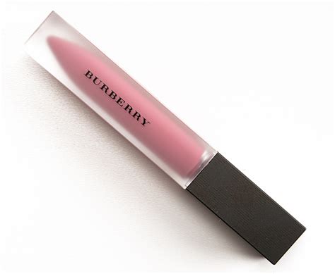 Burberry Fawn Rose Liquid Lip Velvet Review & Swatches